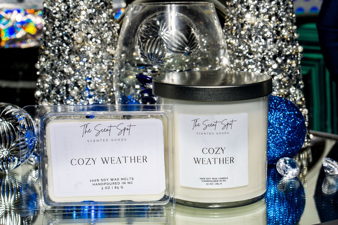 The Scent Spot Cozy Weather Wax MeltsWax MeltsPicture starting with a breath of fresh air intertwined with the invigorating essence of spearmint, creating an uplifting beginning to the aroma. As the scent evolveCozy Weather Wax Melts